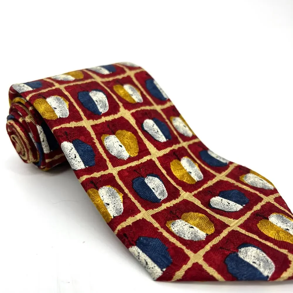 Vintage Ermenegildo Zegna Disegno Exclusive Italy 100% Silk Tie Red Apple Print